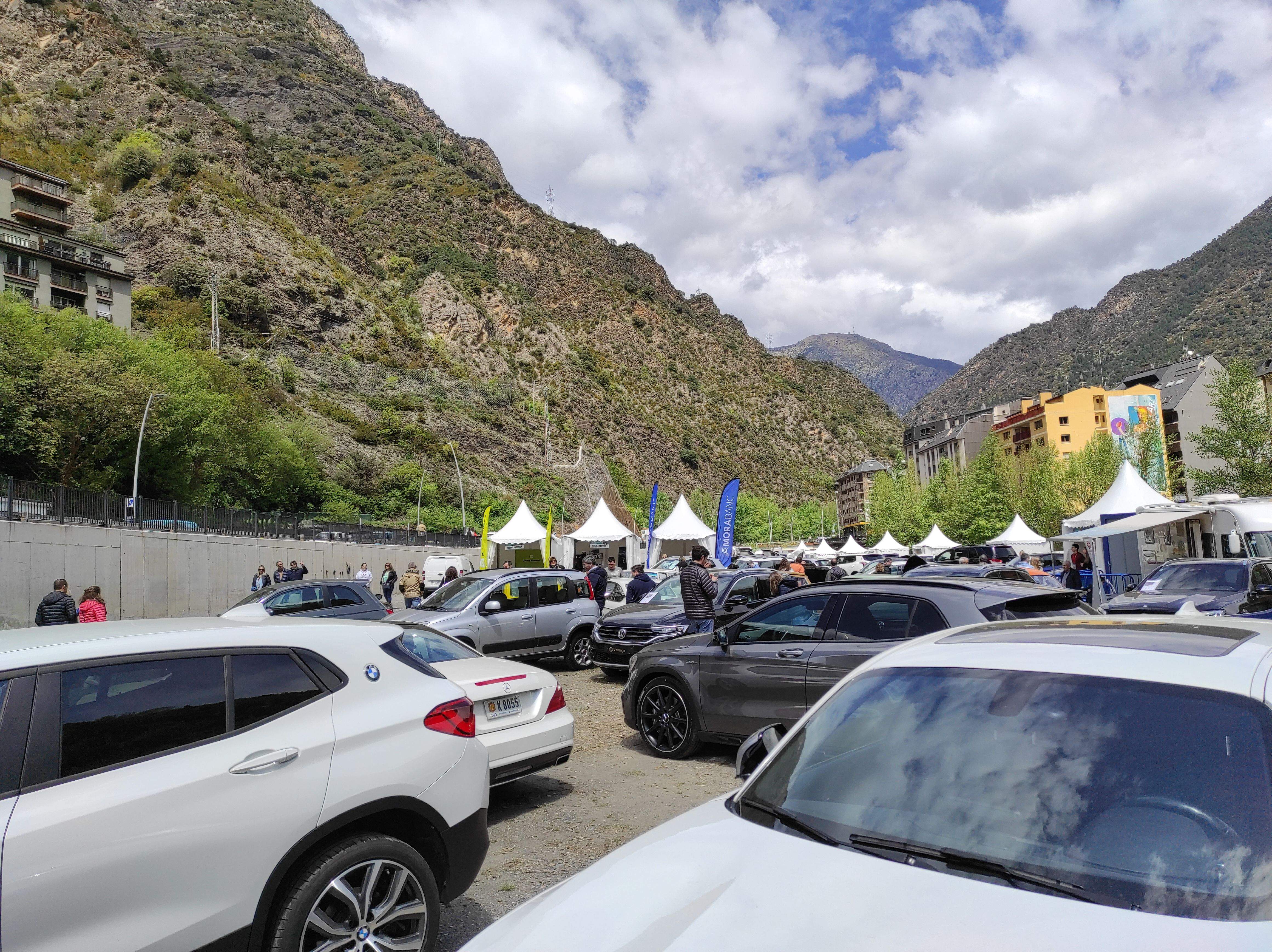 Vehicles exposats aquest diumenge a la fira.