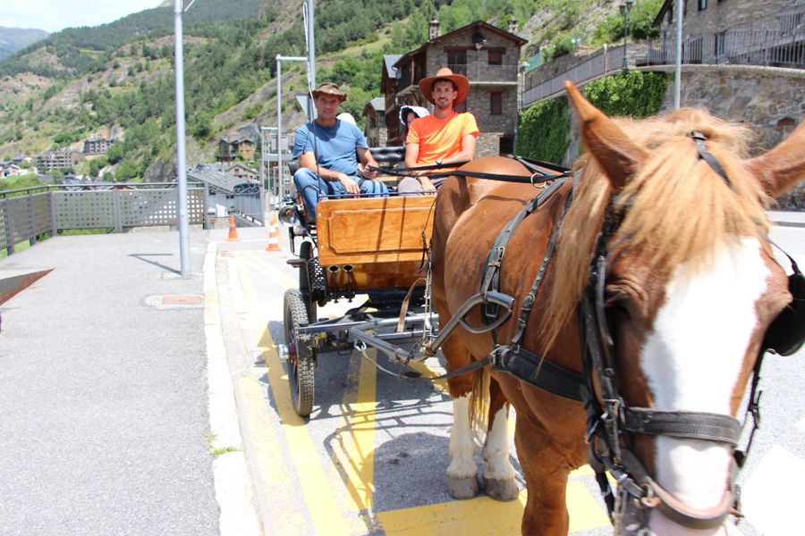 Comencen els passejos en carruatge de cavall a Ordino