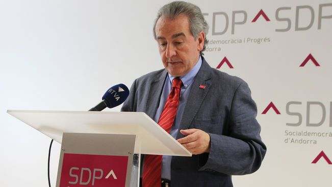 SDP culpa el Govern de la baixada del ràting