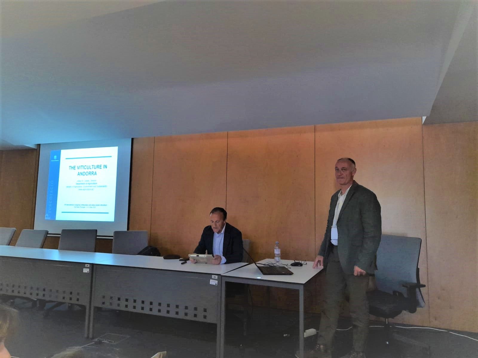 El director del departament d'Agricultura, Josep Casals, a Portugal.