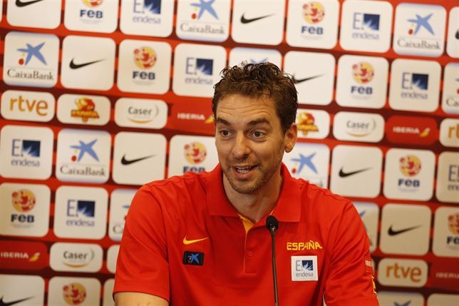 Pau Gasol: \"Acabar mi carrera con Kobe en el Barça sería entretenido\"