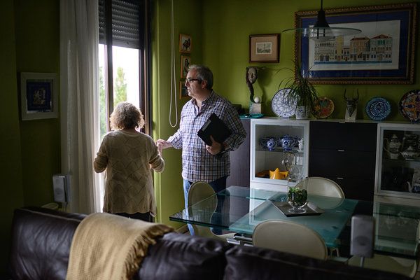 For Many in Spain, a Heralded Economic Recovery Feels Like a Bust