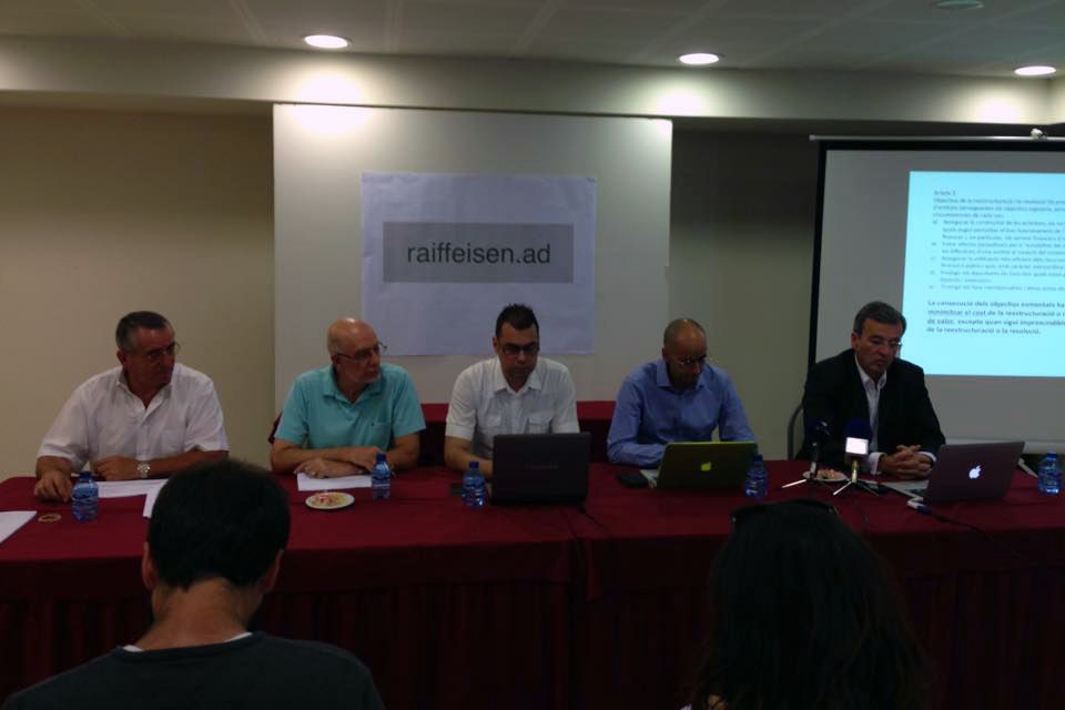 Presenten un projecte de banc cooperatiu disposat a agafar les regnes de BPA