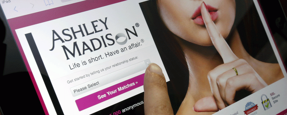 Una avalancha de catalanes intenta borrar sus ciber-relaciones