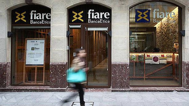 El Ayuntamiento de Pamplona entrará a formar parte del capital social de la Banca Ética Fiare