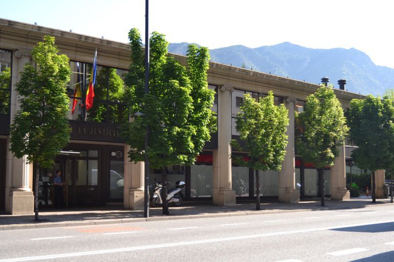 La Batllia \'passa\' de les querelles per la retroacció d\'operacions els primers dies del \'cas BPA\'