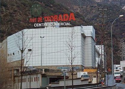 Grup Pyrenées fa una proposta de lloguer per convertir el Punt de Trobada en un Hiper Pas