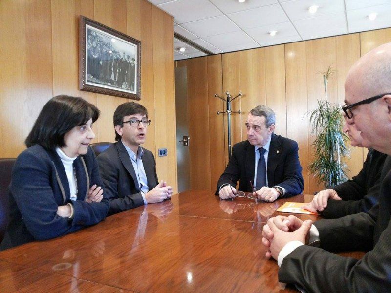 Cap de setmana de castanyes polítiques per tancar les llistes comunals