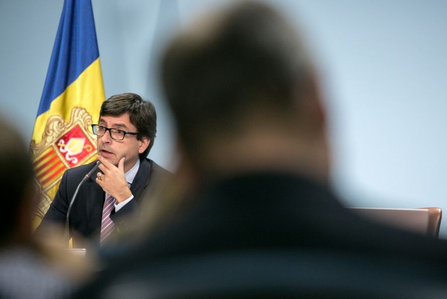 Cinca nega que el Moneyval recomani limitar les disposicions en efectiu