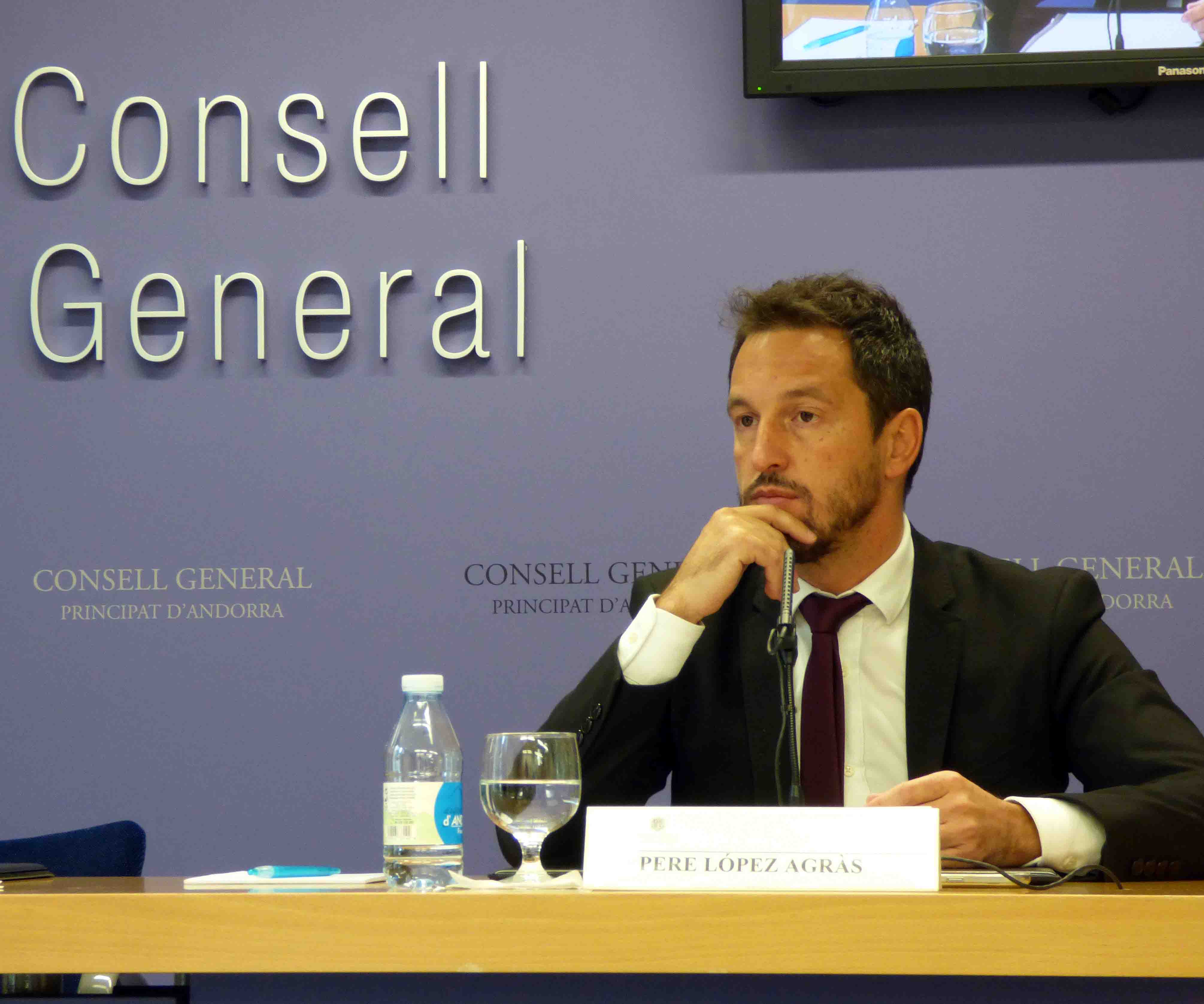 El PS denuncia \"un pas enrere a l\'hora d\'endreçar les transferències\" comunals