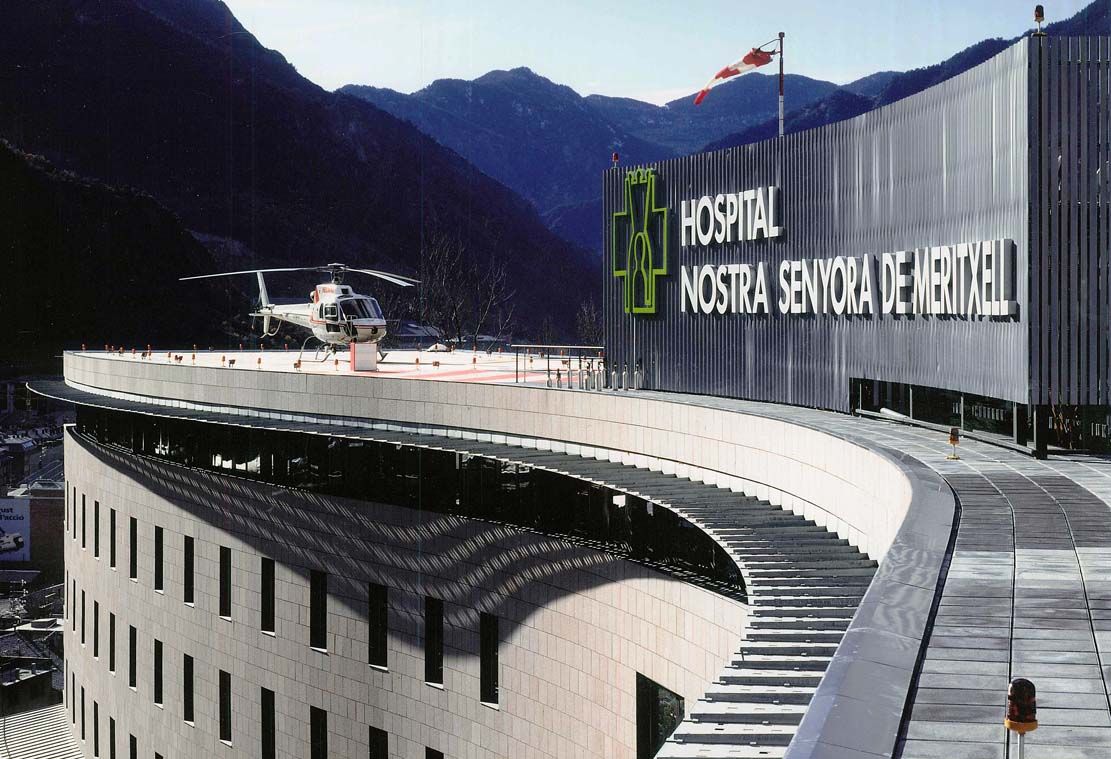 Malestar a l\'hospital per l\'acomiadament d\'un infermer acusat d\'assetjar un pacient