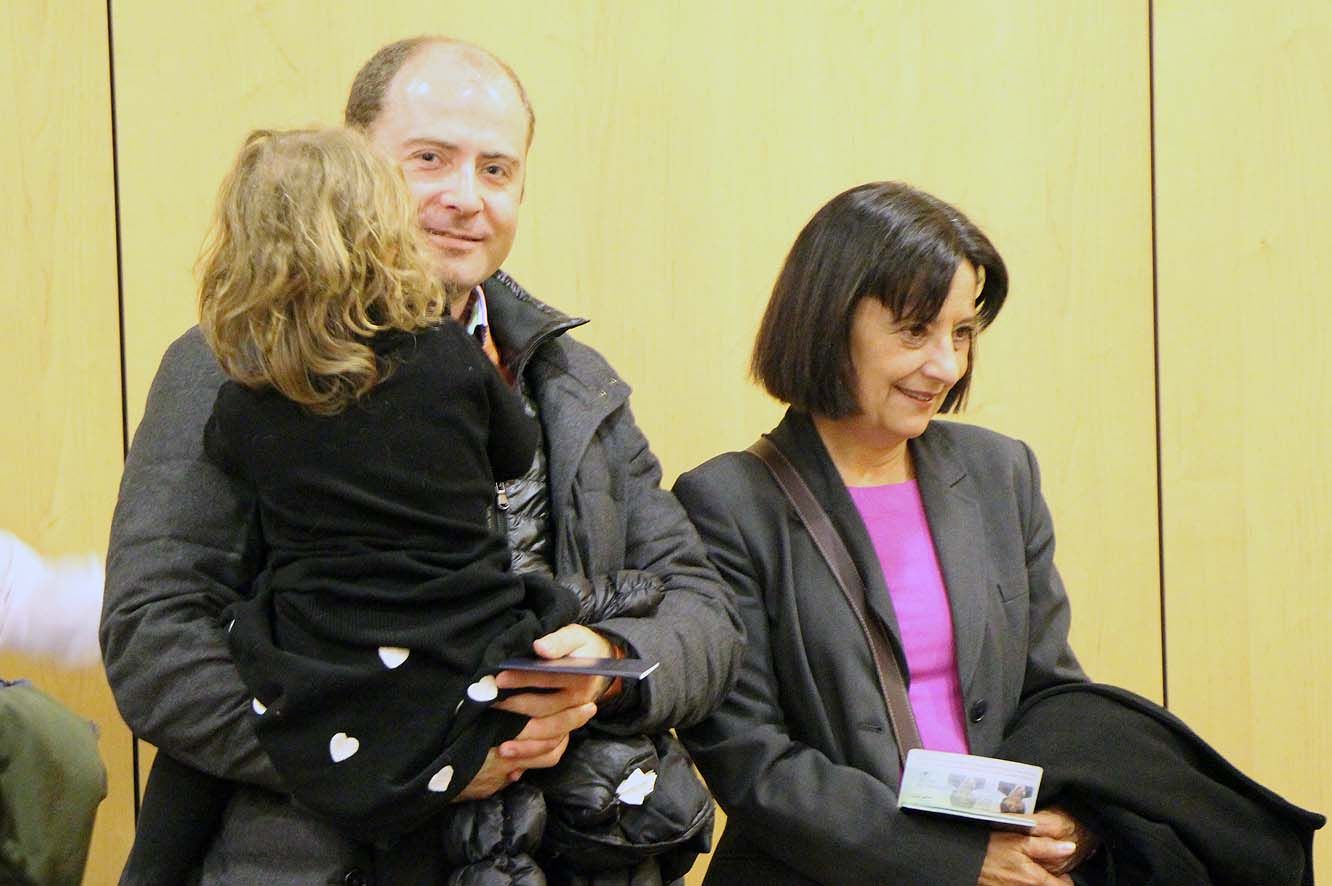 Ferrer es mantindrà en funcions fins al dia 4 mentre Jordana segueix, per ara, al grup demòcrata