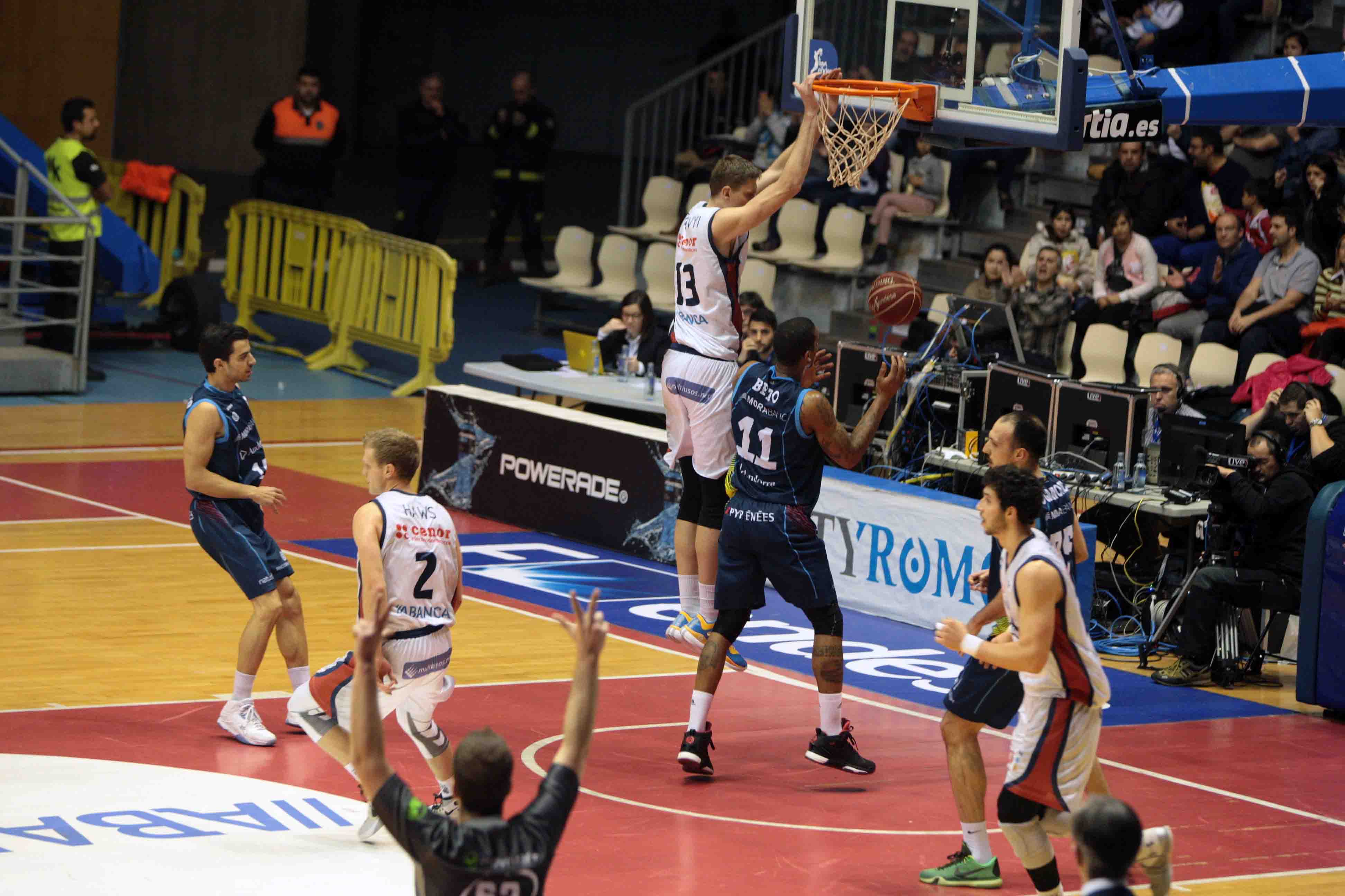 L\'Obradoiro derrota el MoraBanc a la pròrroga a cop de triple després d\'un partit d\'infart (104-103)