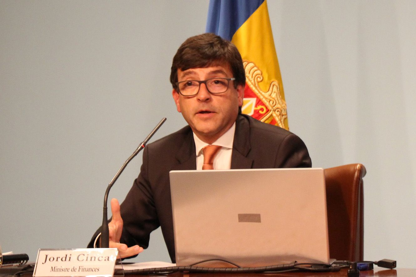 Cinca admet que va ser apoderat d\'una societat panamenya el 1999 i el 2000