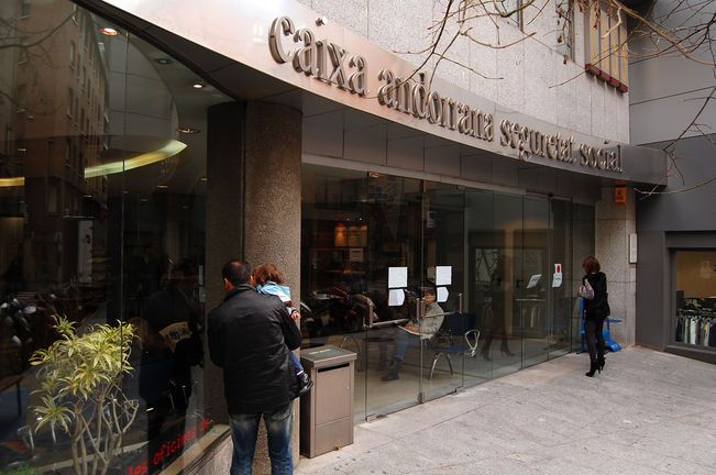 Mil tres-cents cinquanta treballadors per compte propi tenen deutes a la CASS