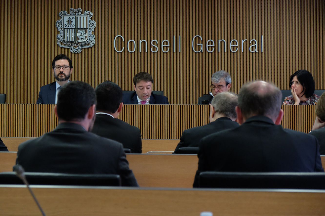 Els clients de BPA que no passin a Vall Banc no podran retirar ni un euro més