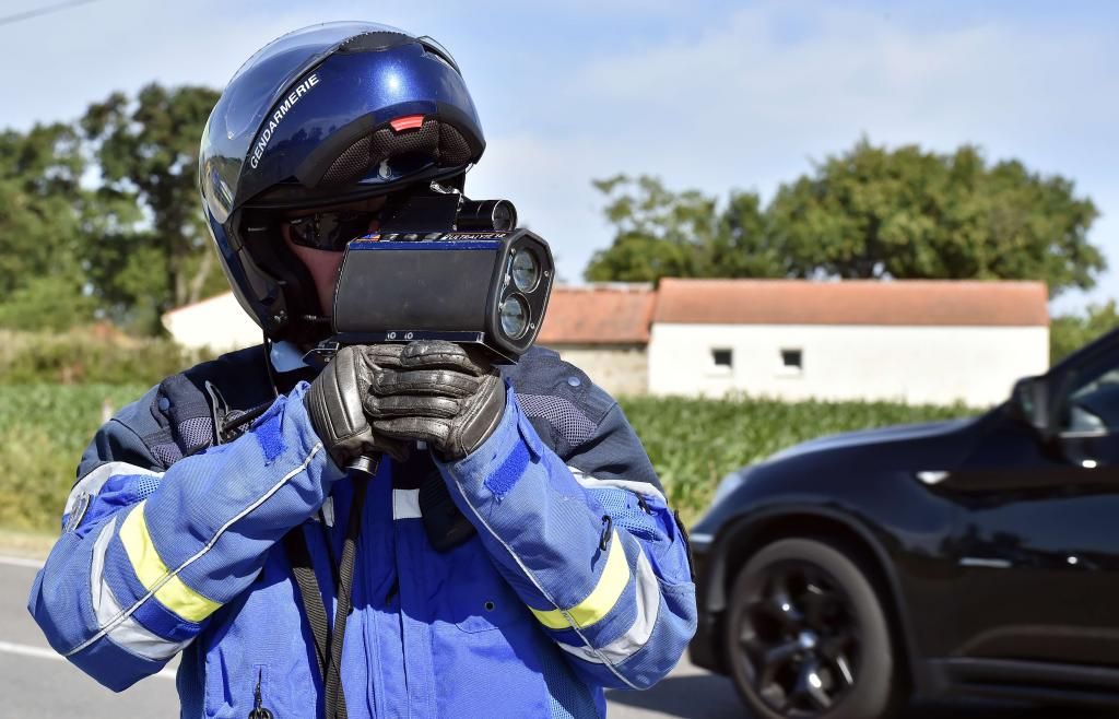 La policia preveu equipar-se amb una pistola radar per controlar els excessos de velocitat