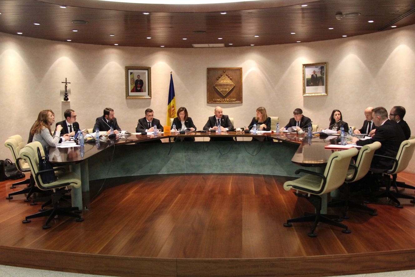 L\'oposició al comú d\'Encamp alerta que el desordre en matèria de personal pot acabar a la Batllia