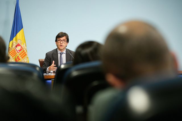 Les dades dels comptes d\'estrangers amb menys d\'un milió de dòlars no es comunicaran fins al 2019