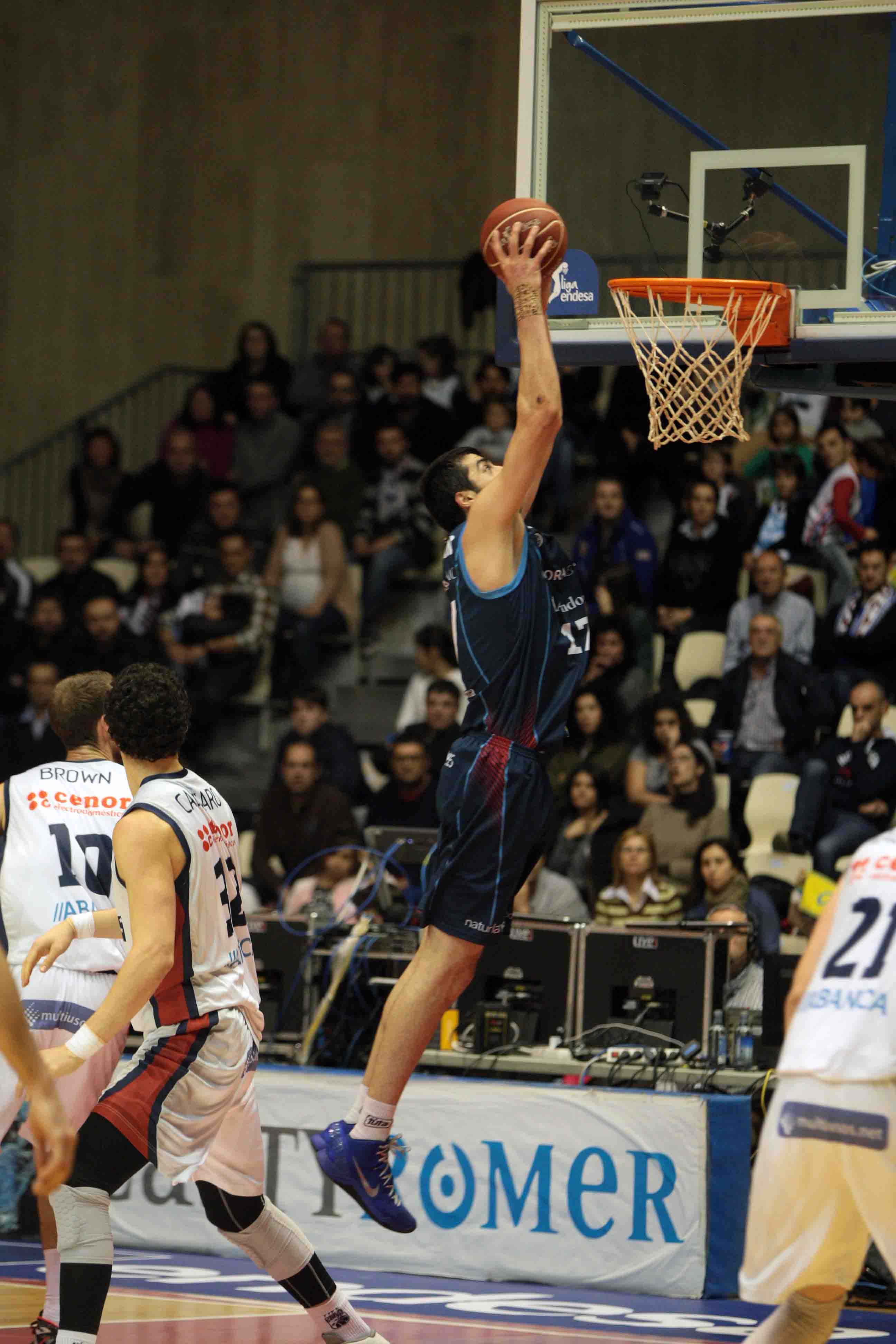 El MoraBanc Andorra aconsegueix lligar la continuïtat de Shermadini com a referent de l\'equip