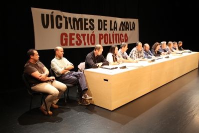 Els sindicats de funcionaris consideren \"escandalosa\" la situació d\'Alcobé i exigeixen a Martí que n\'accepti la dimissió