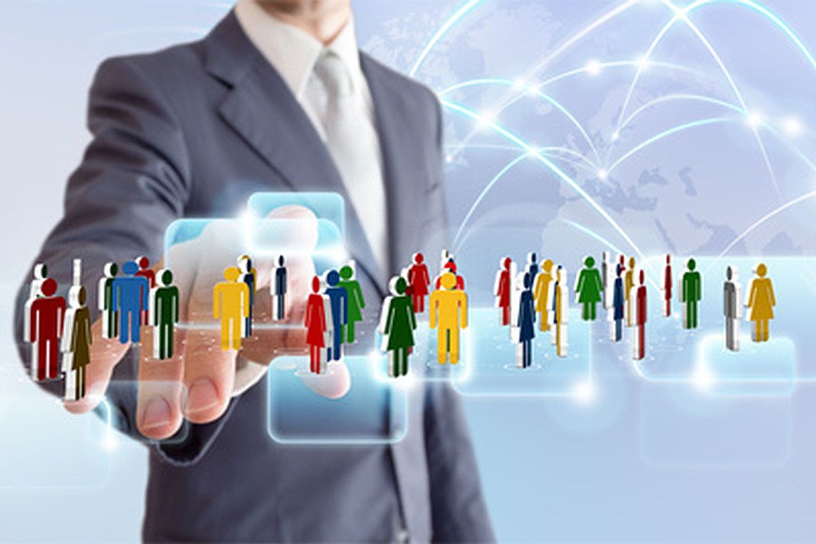 Institucions socials, ONG\'s, immobiliaris i asseguradors, entre els \'grans beneficiats\' per la \'moguda\' de l\'intercanvi automàtic