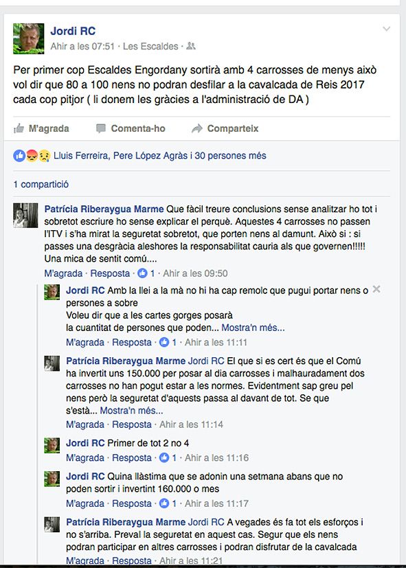 Les \'no-carrosses\' de la cavalcada dels Reis d\'Escaldes \'entren\' al Consell General