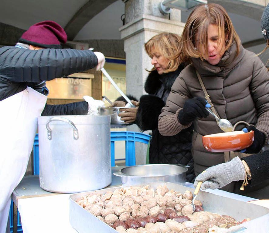 L\'afer dels àpats del Casal Calones amenaça de causar \'un mal de panxa\' al comú d\'Andorra la Vella