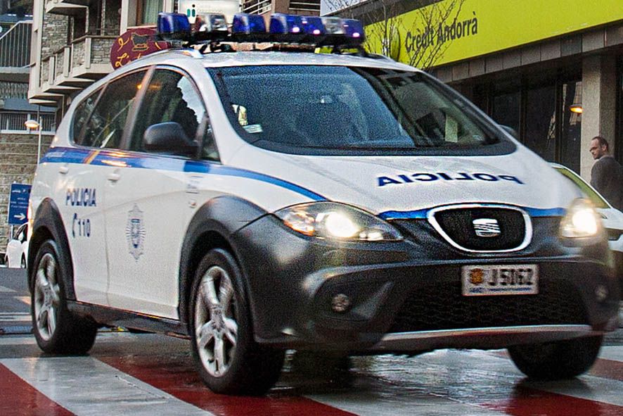 Detingut i alliberat sense càrrecs després que una noia narrés a una amiga haver estat víctima d\'una violació en grup