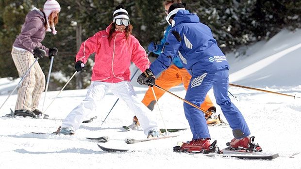 Els monitors d'esquí reclamen a l'administració que tingui més en compte el català i la tècnica andorrana.
