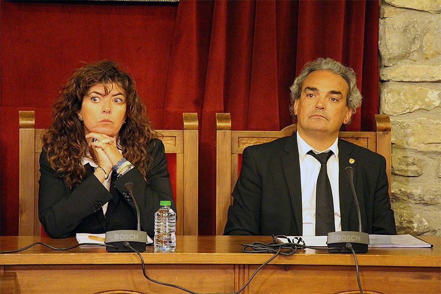 Detinguts Gil i Torrentallé acusats de malversació de fons i falsedat documental