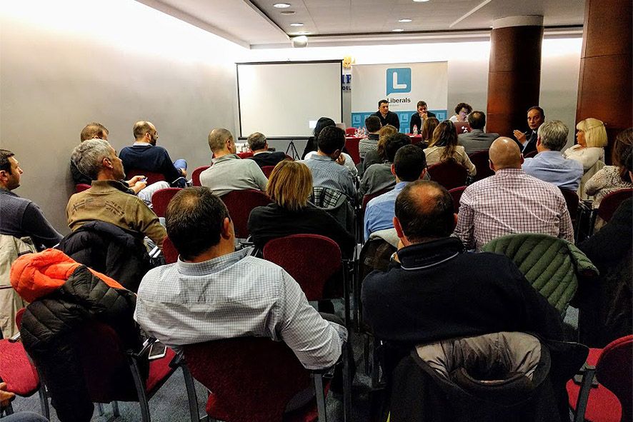 Liberals lamenta que \"la fiscalia actuï d\'ofici\" en alguns casos \"i en d\'altres no\"