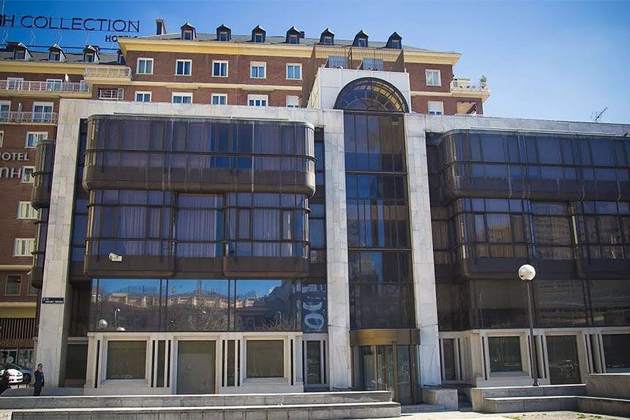 La seu de Banco Madrid es mor de fàstic en espera que s\'activi el procés de liquidació de BPA