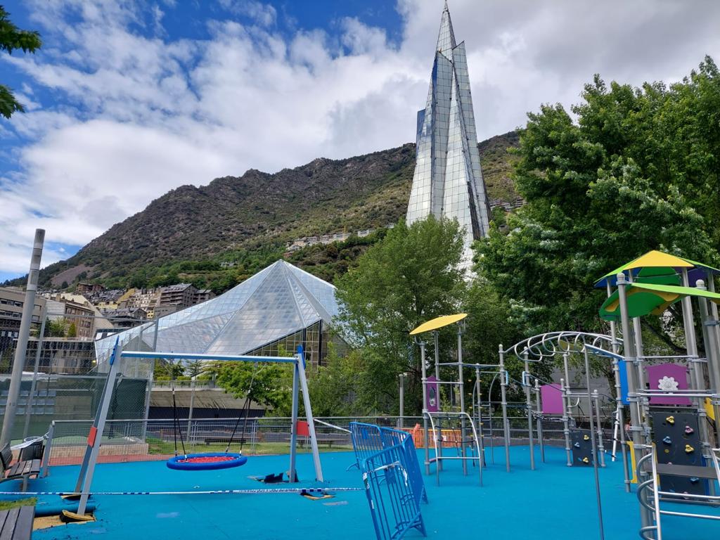 Un dels parcs infantils d'Escaldes que es millorarà.