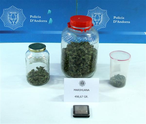 Detingut després de patir un accident conduint amb un \'coma etílic de campionat\'