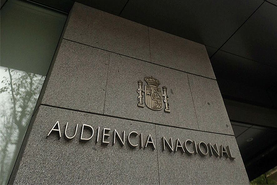 L\'Audiència espanyola investiga per prevaricació un exagregat d\'Interior de l\'ambaixada pels embolics de la \'policia patriòtica\' L\'Audiència espanyola investiga per prevaricació un exagregat d\'Interior de l\'ambaixada pels embolics de la \'policia patriòtica\'