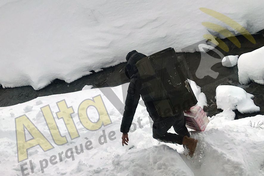 Empresonat per ser extradit un francès de 62 anys relacionat amb l\'afer del contraban i expulsat el \'fardista\' detingut