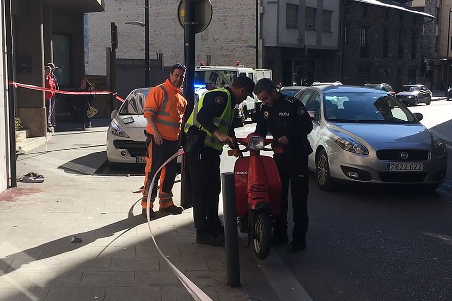 El conductor de la furgoneta que \'la va liar\' embriac a Príncep Benlloch s\'estarà quinze dies a la presó