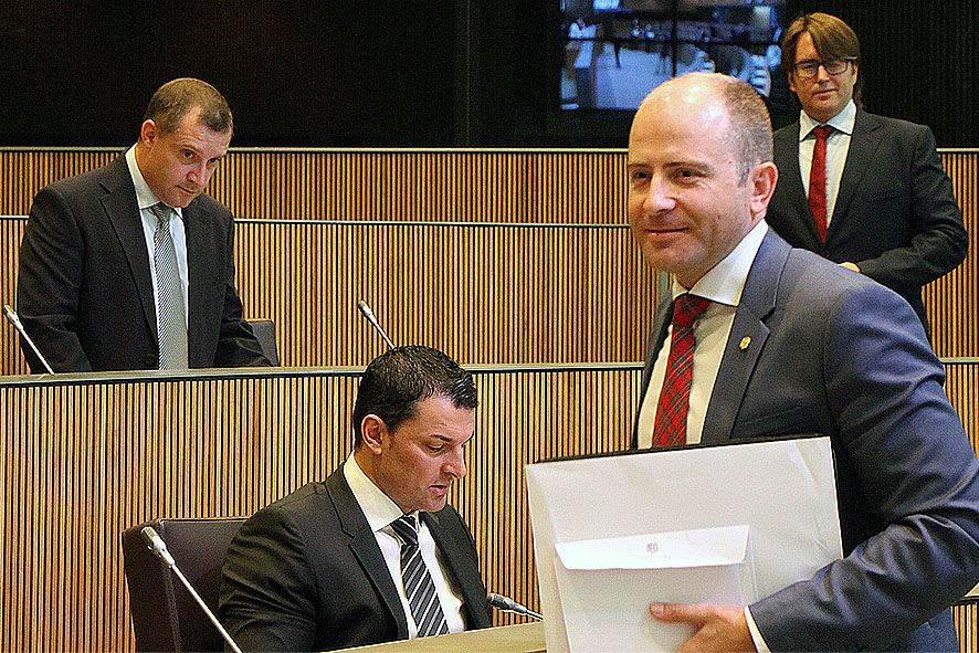 DA veta exigir al SAAS que posi ordre als complements anòmals que abona