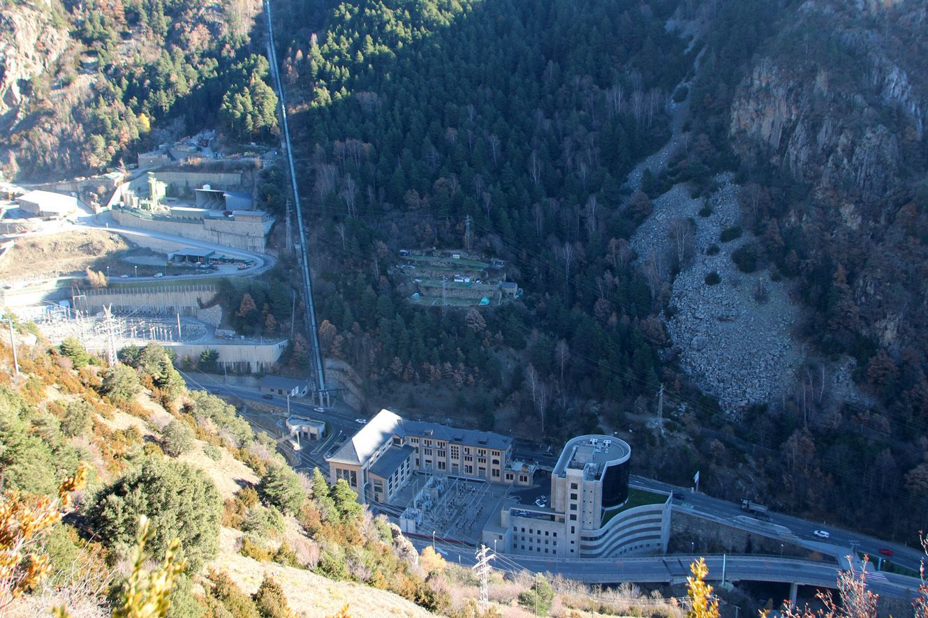 El PS exigeix que els estudis sobre les Tresoles siguin equiparables als que s\'han fet en altres llocs que podien acollir l\'heliport El PS exigeix que els estudis sobre les Tresoles siguin equiparables als que s\'han fet en altres llocs que podien acollir l\'heliport