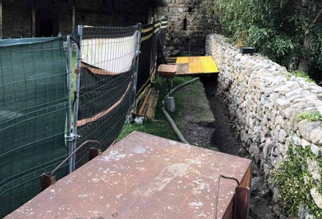 L’oposició parlamentària prepara una bateria de preguntes i demandes d’informació per la rasa de Santa Coloma