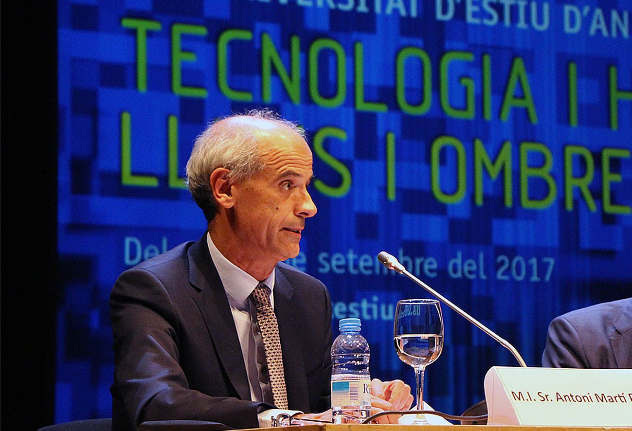 Martí dóna el tret de sortida oficial a la cursa electoral de DA: el successor s’ha de saber a final d’aquest any o principi del que ve