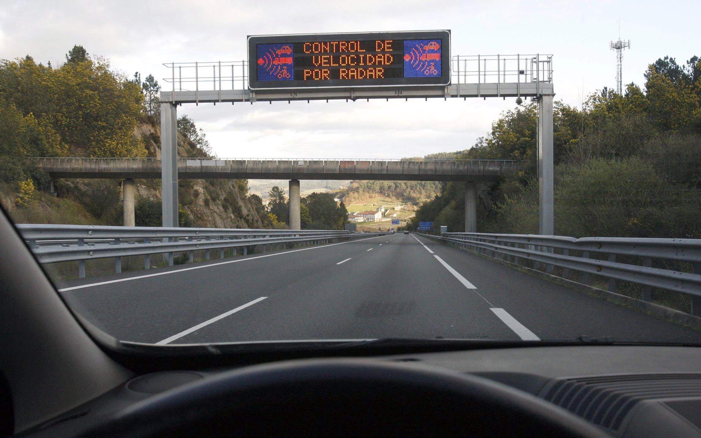 Enxampat un conductor andorrà circulant a més de 150 quilòmetres l’hora entre Lleó i Ourense
