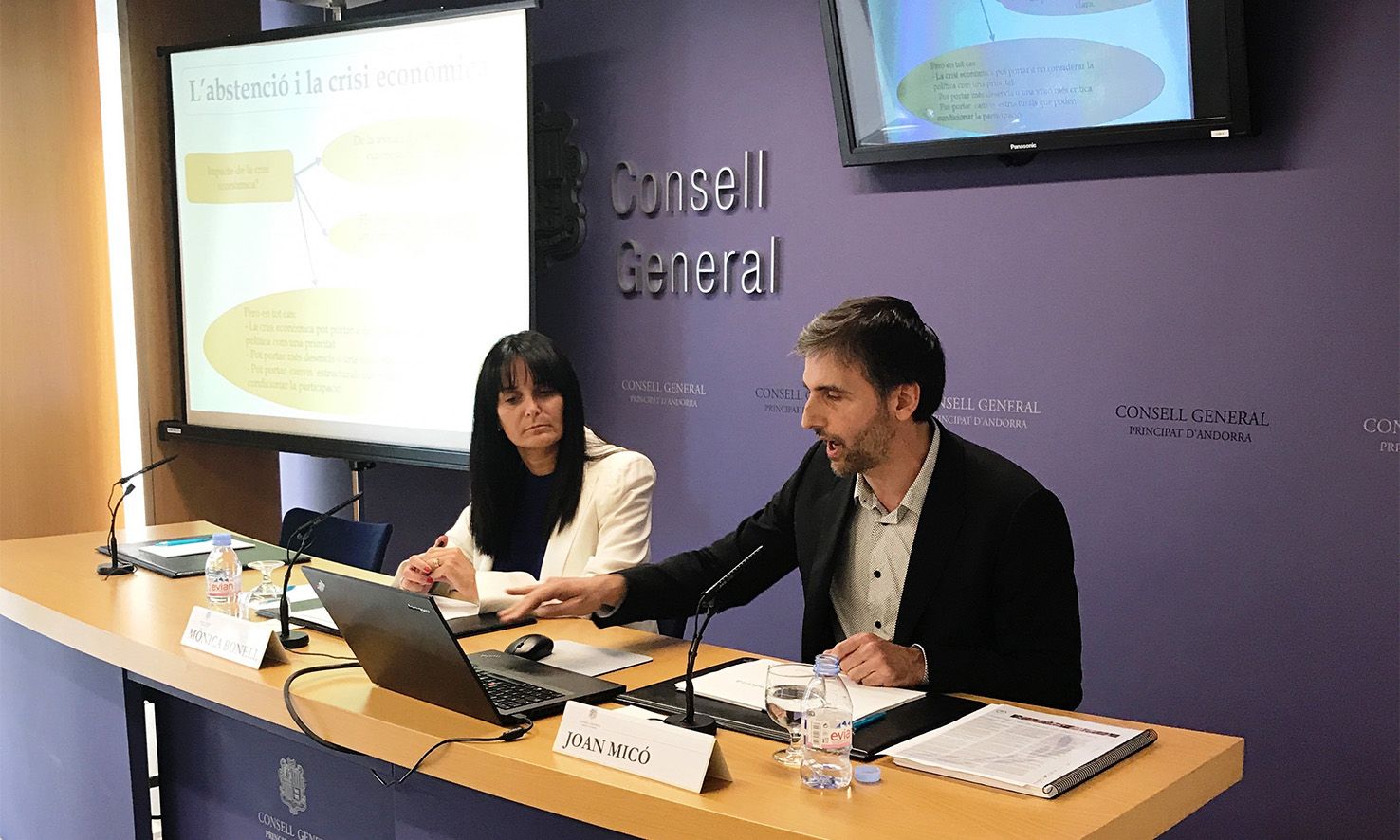 El Consell estudiarà millorar el vot per correu o permisos laborals en jornades de votacions per frenar l’abstenció