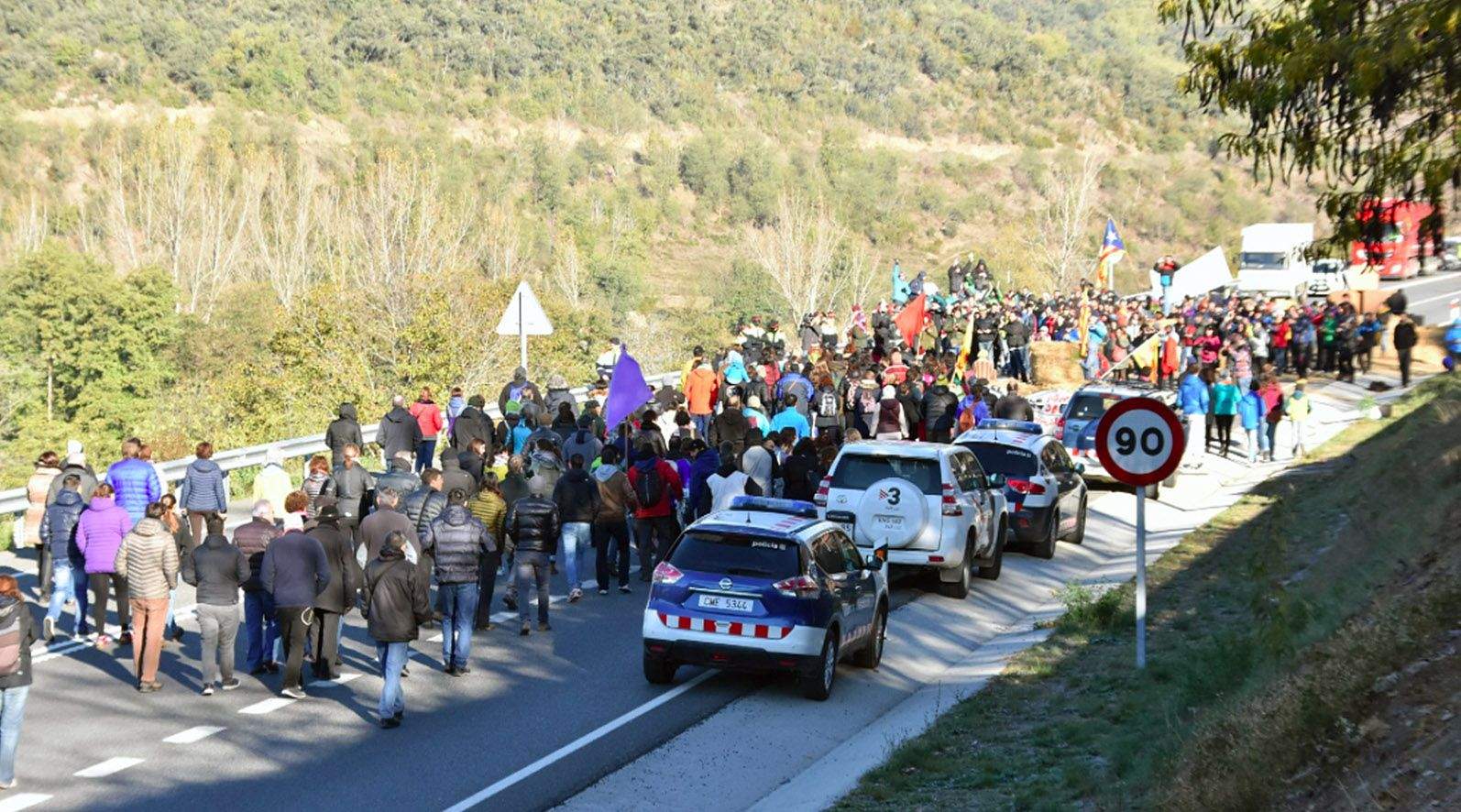 La ‘clausura reivindicativa’ de la N-145 tindrà tres obertures puntuals: 11 del matí, 1 del migdia i 3 de la tarda