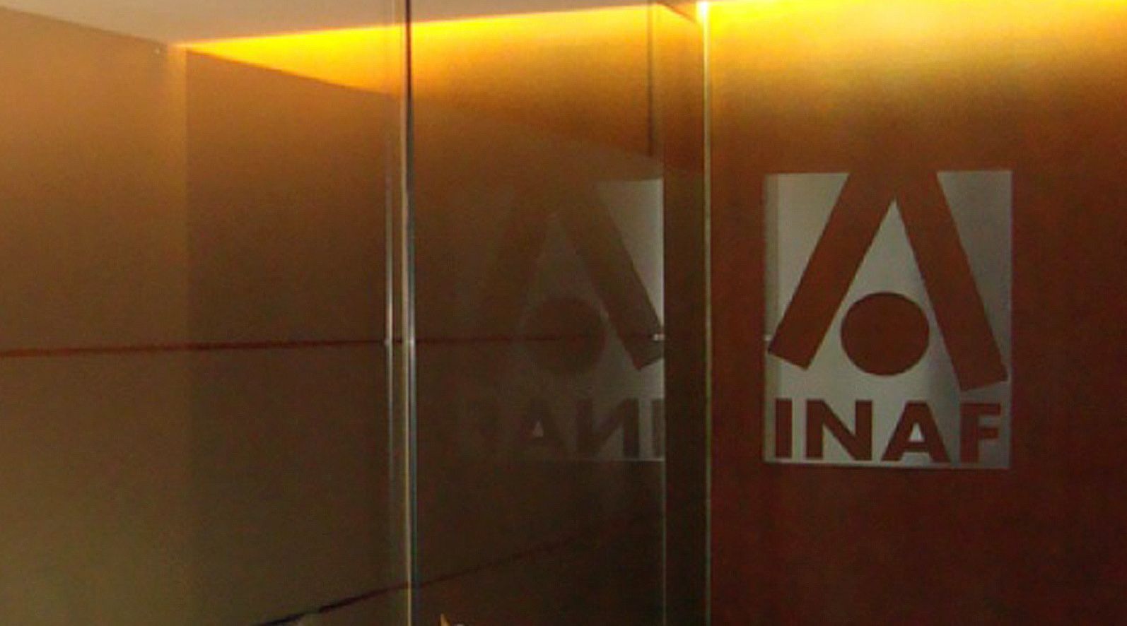 Clients de Vall Banc porten l’INAF a la Justícia per permetre obrir un banc que no pot operar amb normalitat