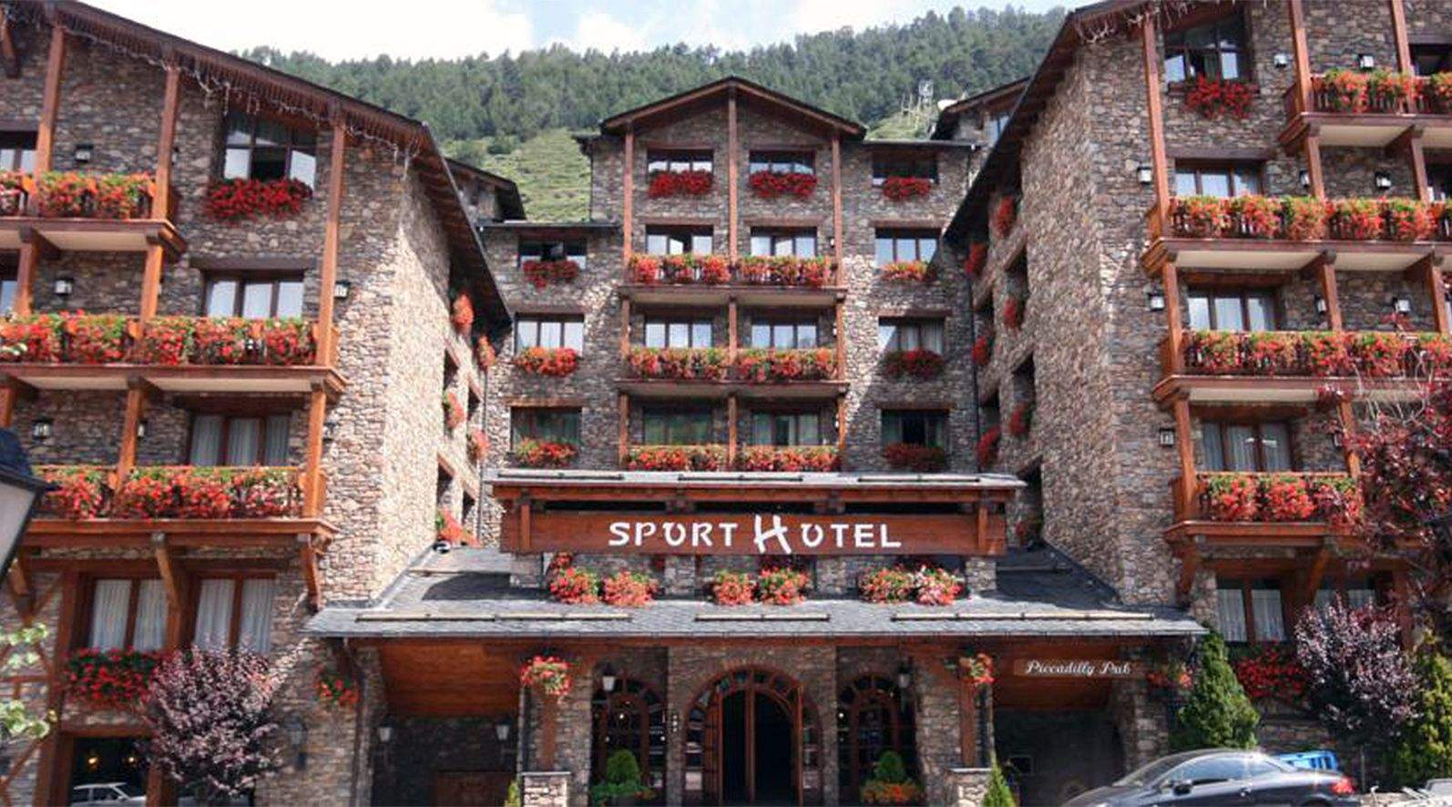 La samarreta clau en el crim del rus de Soldeu que ningú no troba