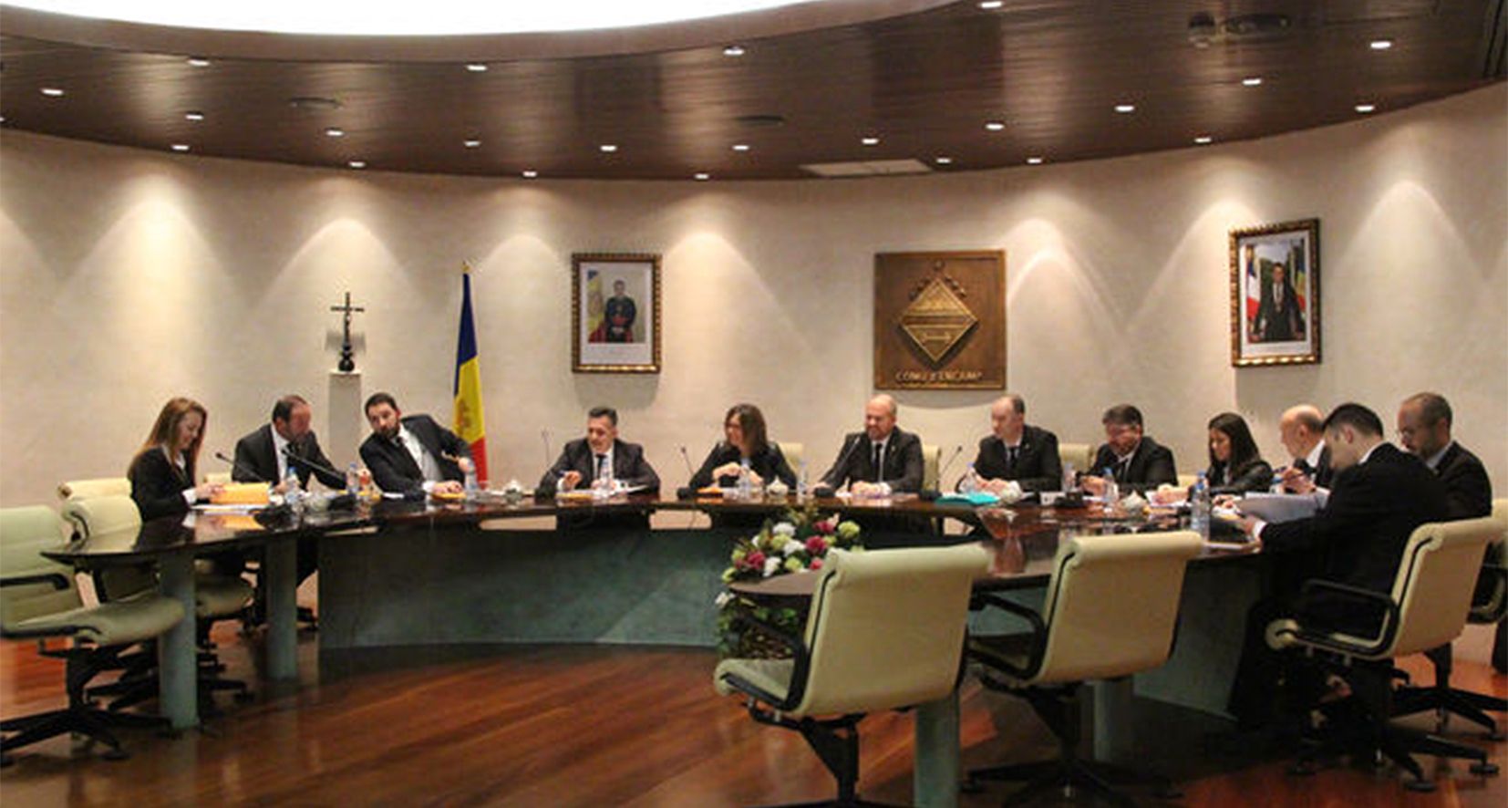 Imatge d\'una de les últimes sessions de consell celebrades al comú d\'Encamp. Imatge d\'una de les últimes sessions de consell celebrades al comú d\'Encamp.