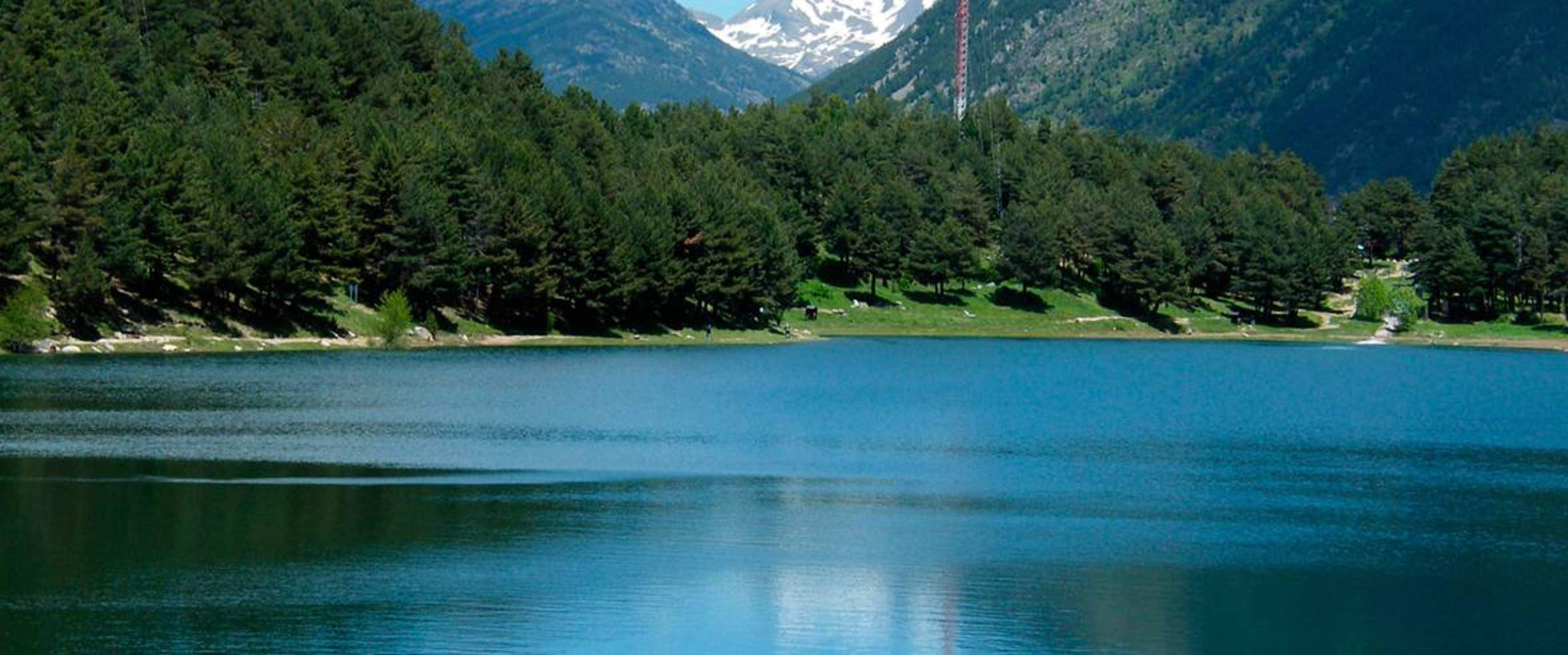 Una imatge del llac d'Engolasters.