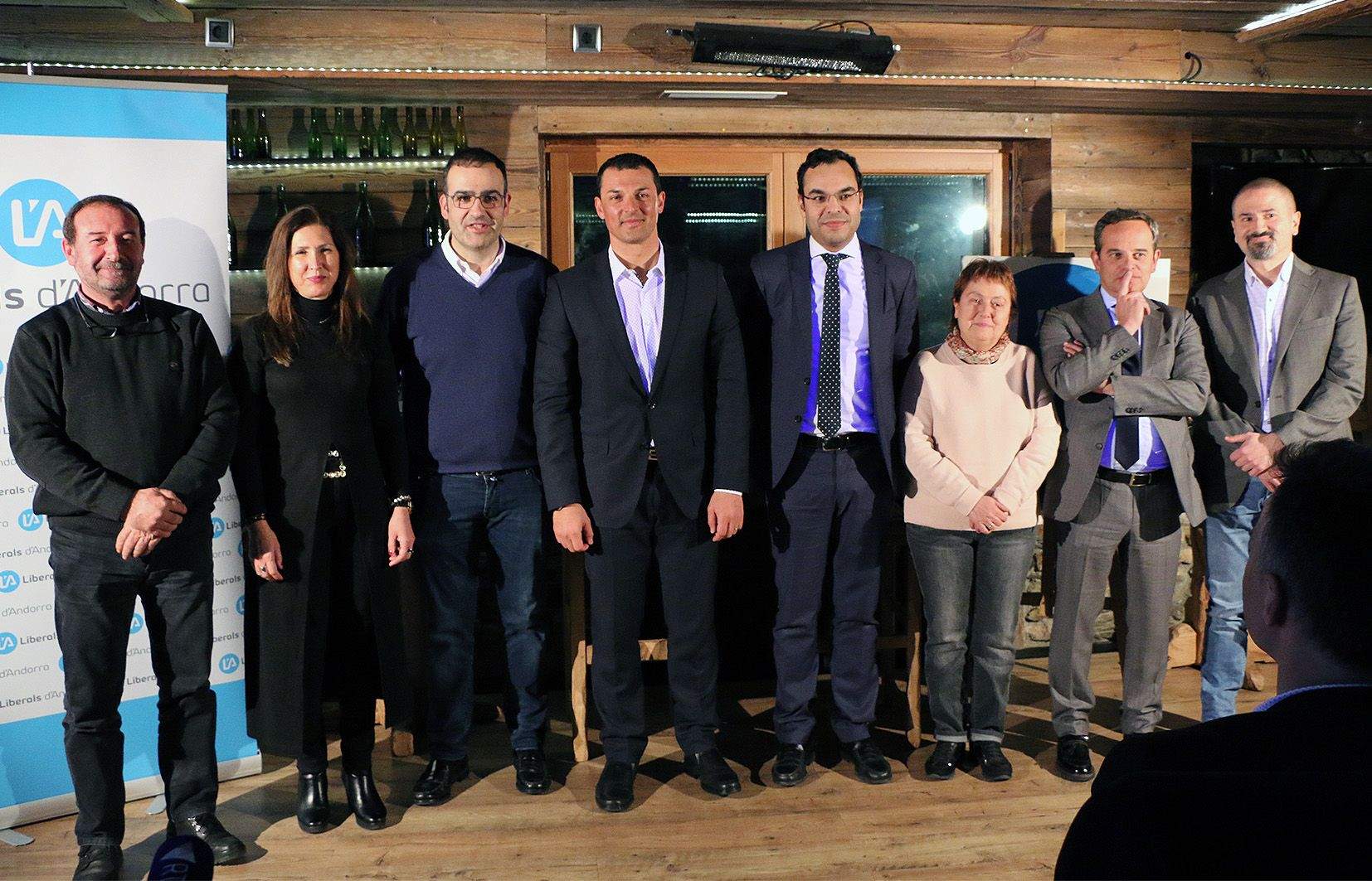 L\'executiva liberal al complet amb les noves incorporacions.